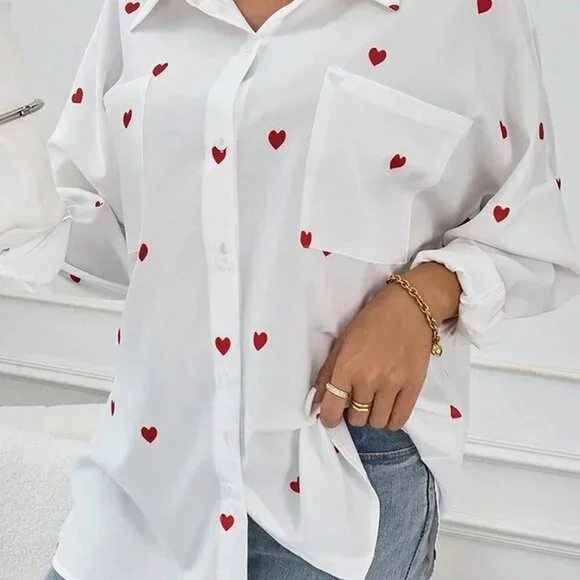 White Casual Women's Front Button Long Sleeve Pocket Heart All Over Print Shirt - Picture 4 of 4